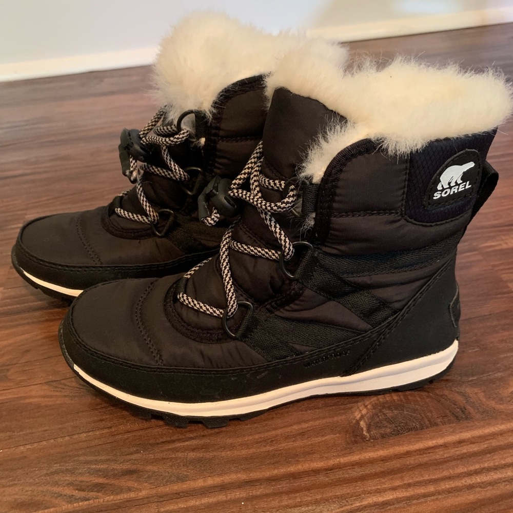 Sorel ‘Whitney’ Boots - Girls Size 2 - Worn 1x